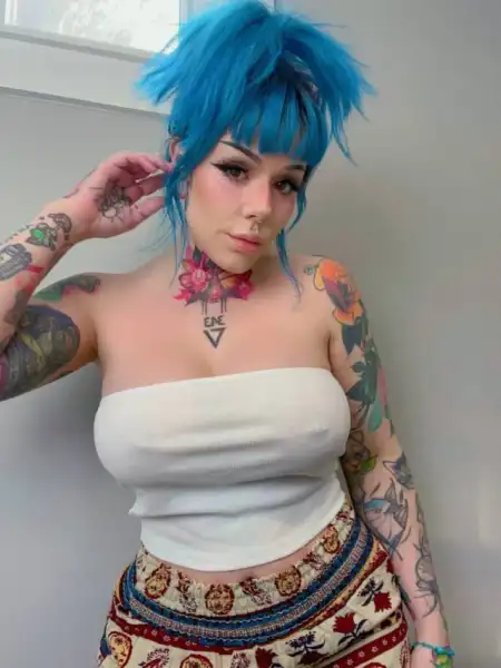 Hey baby 💕 I live alone, so we can meet at my place or anywhere you prefer. I’m 100% real—young, sexy, and clean. 😘💫 - 3