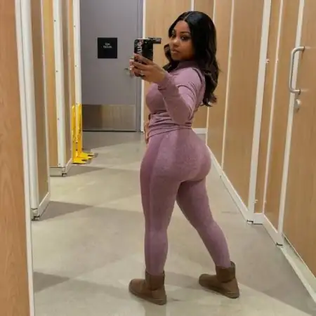 FRIENDS WITH BENEFITS NEEDED - 3