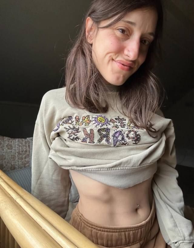 Down to hookup add me up on phone .. 7245069362  or my Snapchat  love04191909 - Image 2