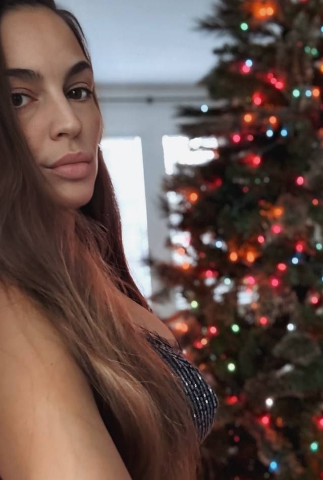 Am available - Image 2