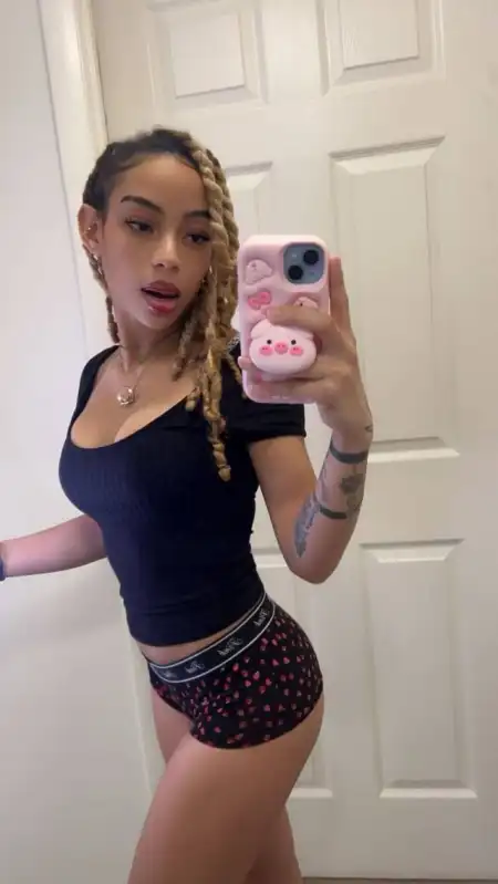 REAL AND READY ANY TIME 👅NAUGHTY FUN. TELEGRAM: amaia_love