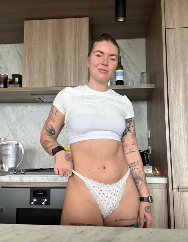 NO PAYMENT REQUIRED- SEXY SINGLE MOM FOR MEET AND FUCK AS LONG AS YOU KNOW HOW TO USE YOUR DICK 🍆🍑🍆💦 - Image 2