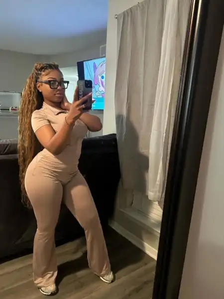 FRIENDS WITH BENEFITS NEEDED - 3