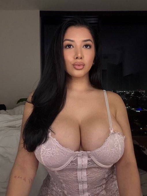 CASH ✅ PAYMENT 💕 ACCEPTED ⭕️ IN PERSON  I OFFER FUN ,MASSAGES ,SELL ALL KINDS OF DRUGS,AND 🥵 PILLS 💊 💕 I ALSO SELL NUDE PICS - Image 2