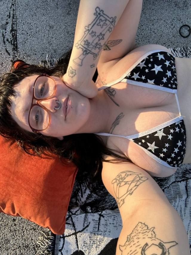 PAYMENT IN PERSON 💵💦I’M AVAILABLE FOR INCALL AND OUTCALL SERVICE, SEX VIDEO CALL 🎥 💦, PREMIUM CONTENT, CAR SEX 👅, SCAT💦🍆 GANG - Image 3