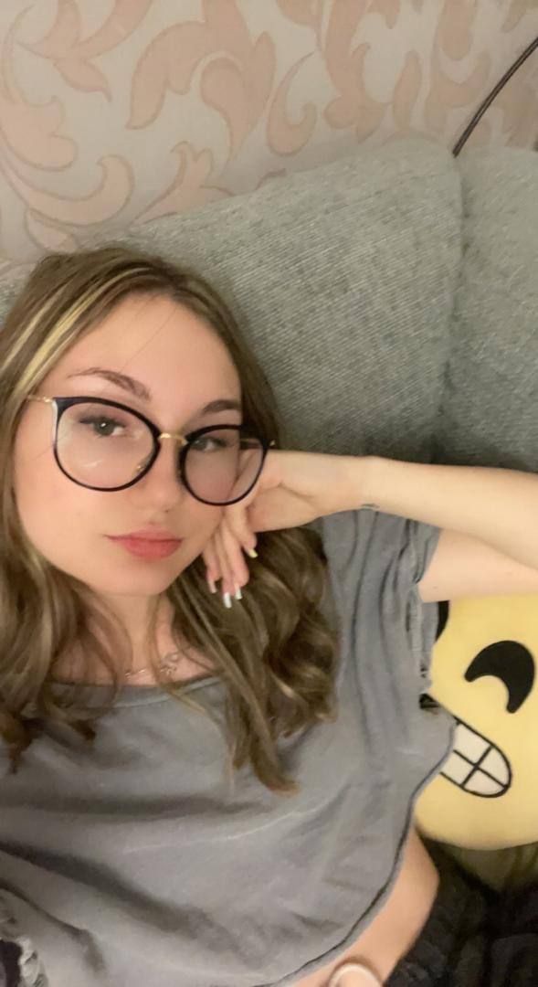 services: 🌹🌹Oil Massage/ Happy Massage/ Sensual touch/ Nuru Body Slide/ B2B/ BBJ/ Shower together/ 69 / More Styles/ Full - Image 3