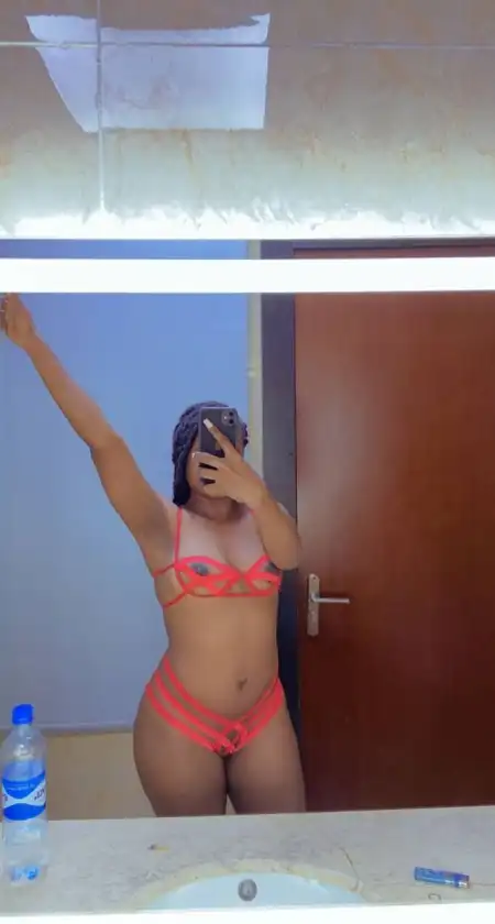 VERIFIED✅ (23 years old) EBONY AVAILABLE TO FUCK NOW TELEGRAM: Munalove606 Signal: Munarose.25
