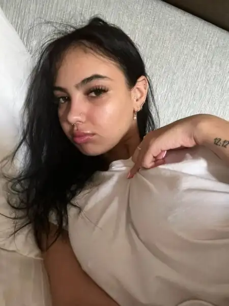I’M AVAILABLE FOR🥒🥵 FULL SERVICE WITH NO RESTRICTION 💦VERY ROMANTIC AND SEXY,I Can visit or host  💚 And Car Call also Availab - 2