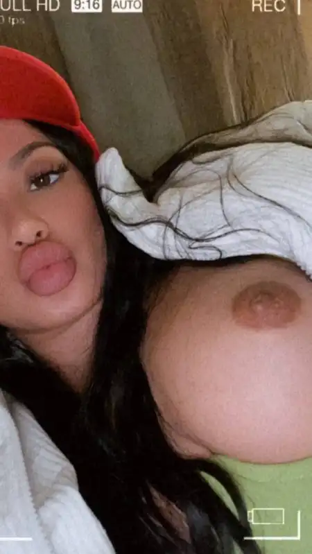I’m available for nearby hookup. In and out call. I render full services and sexual Pleasures, I offer BBJ,(topless) Anal,bd