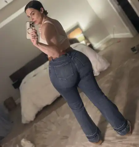 NO PAYMENT REQUIRED- SEXY SINGLE MOM AND TO HAVE FUN