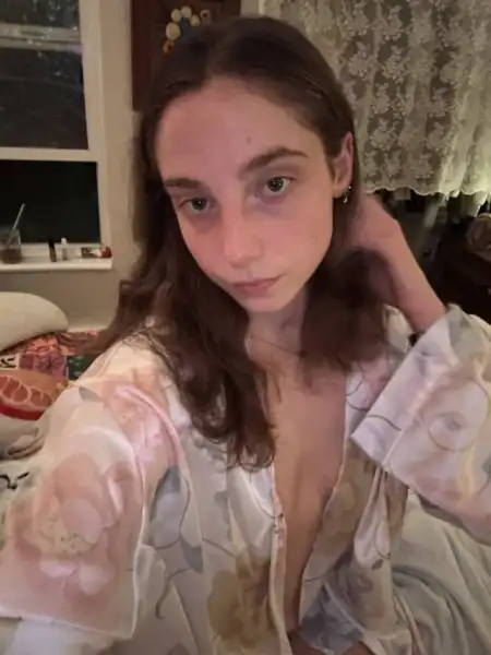 Hi gentlemen😍🦋, I'm a Charming and Independent Stunning young female.💜Looking To Entice Your most Erotic Desires!😉✔Providing - 3