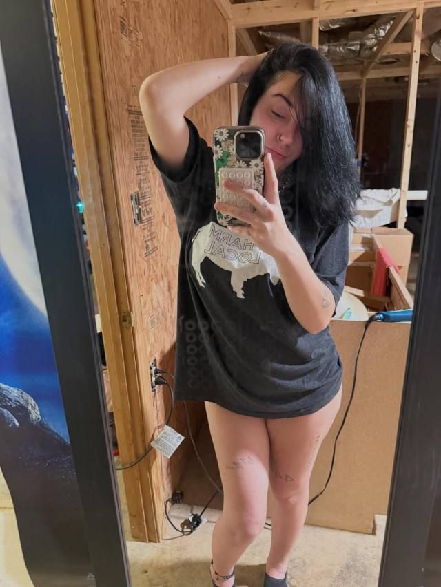 Pretty Young Girl 🍑꧁FOR INCALL & OUTCALL꧂ Super Freak💃 Fetish Friendly 🌺 Amazingly Skilled and Clean🥰💦Text me up for nasty an - Image 3