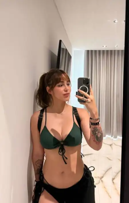 NO PAYMENT REQUIRED- SEXY SINGLE MOM AND TO HAVE FUN