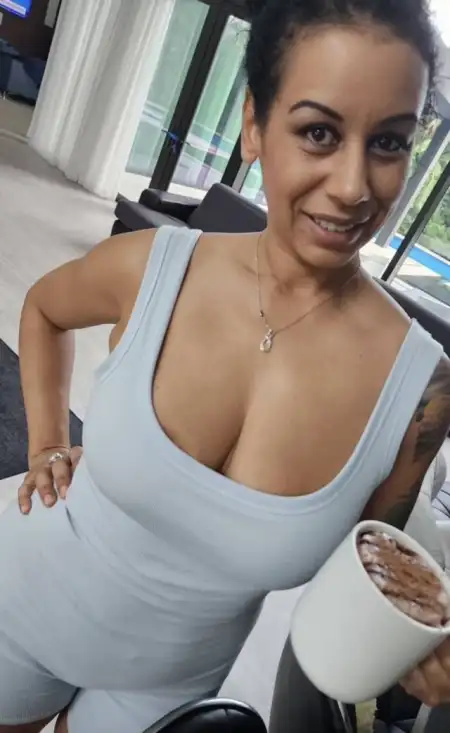 😈 I DON’T CHARGE🔥Need a guy who knows how to work that dick🍆I’m just horny!Text me on 14022**** - 2
