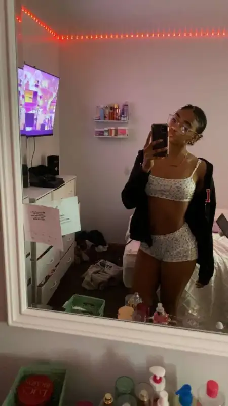 AVAILABLE FOR HOOKUP🥒🥵 TEXT ME FULL SERVICE ………….. WITH NO RESTRICTION💦 - 2