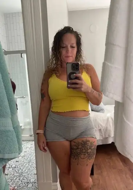 I’M NEW TO THIS HOT&NAUGHTY🍆🍑PAY💵💯%🍡REAL🍑I’M DOWN FOR SOMETHING REAL—SOFT CONVOS, DEEP CONNECTION, AND VIBES THAT FEEL LIKE H - 3