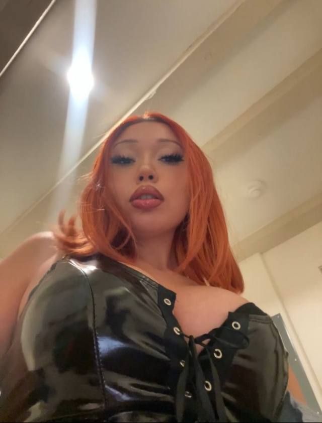 I accept payment in person text me 8065005483 selling videos and FaceTime fun and I do sell party favors 🫦🍑💦 - Image 2