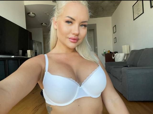 303-249-2701 I’M AVAILABLE FOR BOTH INCALL AND OUTCALL SEX INCLUDING CARDATE AND FULL BODY MASSAGE - Image 2