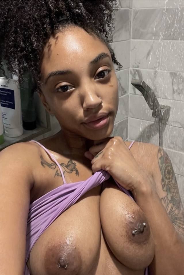 I’m down for hookup 💦 blowjob 🥵 car sex ‼️ quickies 🍆 and body massage - Image 2