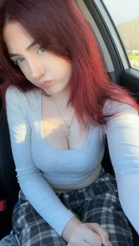 HOOKUP, I accept payment in person💰✅) Am DTF 🍆🍑💦👅…HMU ✍️…Text: TEXT ME 14242**** - 2