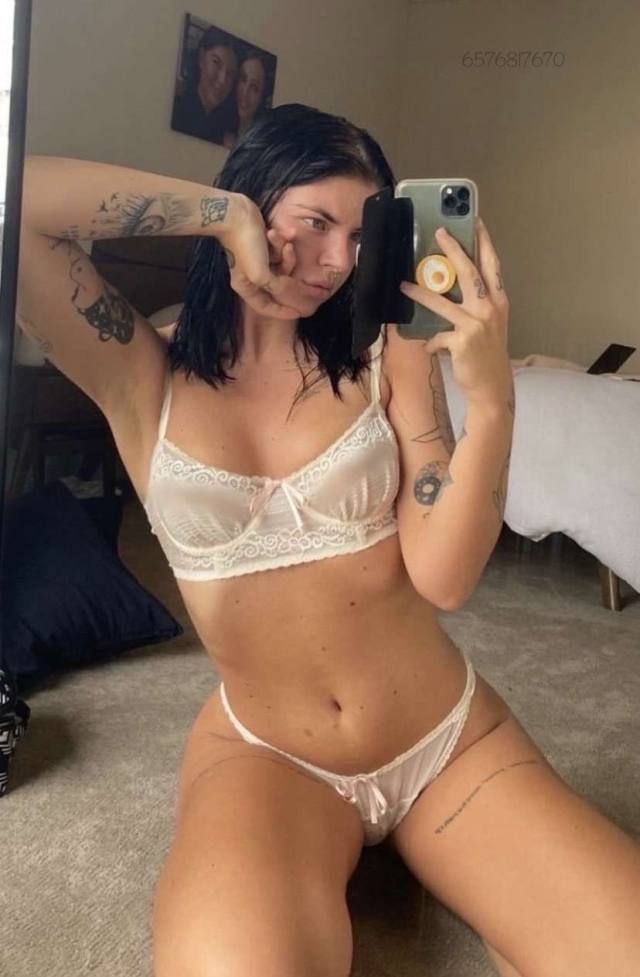 Hello gentleman, I'm Marissa❤💋sexy👅🫰and Very hot , I’m here to have a good time❤ 👅I'm very professional. Text me 6576817670 - Image 3