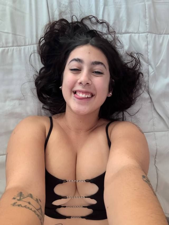 i wanna fulfil your widest sexual fantasies.i will satisfy you with my full service such as ****,oral,doggy,hard-core i can r - Image 2