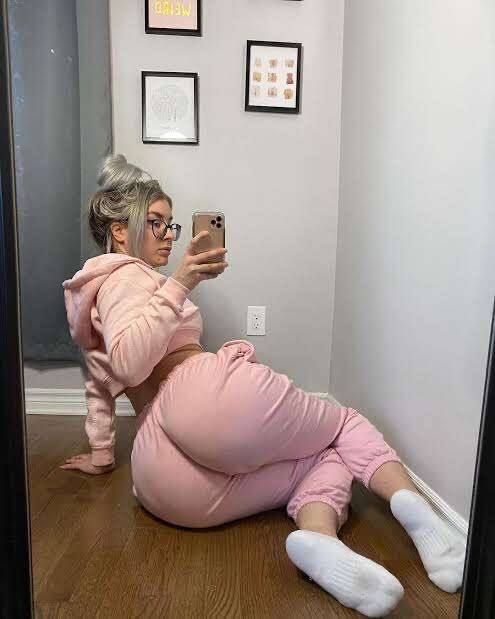 I’M DOWN FOR ALL KIND OF SERVICES ( INCALL & OUTCALL) text me on discord: rose_mane - Image 2