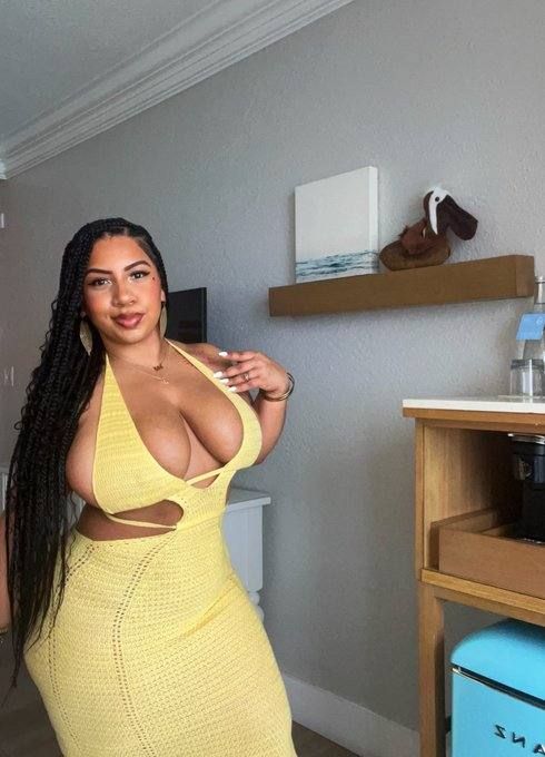 I'm down for all sexual services 🍑🍑 with no limits, I squirt a lot and I love my ass fucked 🍆🍆🍑❤️😍 hmu: +1 (724) 504-1879 - Image 2