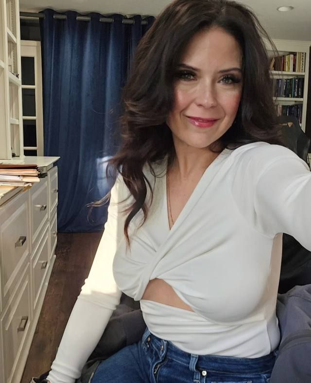 Hot Milf 👅💦🍑 available to meet up💦🍑real pics no bs! - Image 3