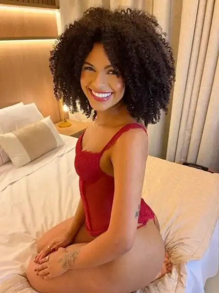 I am an attractive girl, I am willing to share with you the pleasure and experience, giving my best so that you have the best