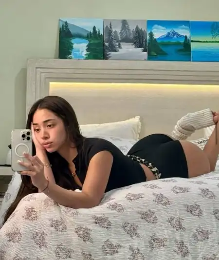 Hello it’s Scarlett available 🎆For Hookup🥰🥰 - 💋 READY TO ANY PLACE✅ 💎incall / outcall🚗 Car Fun 24/7 Text Me 16692**** - 2