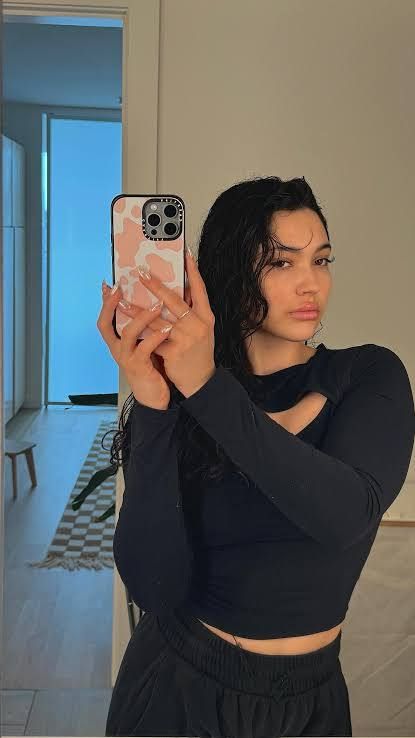 I’m kate,Are you ready to fuck around the house with me tonight? - Image 2