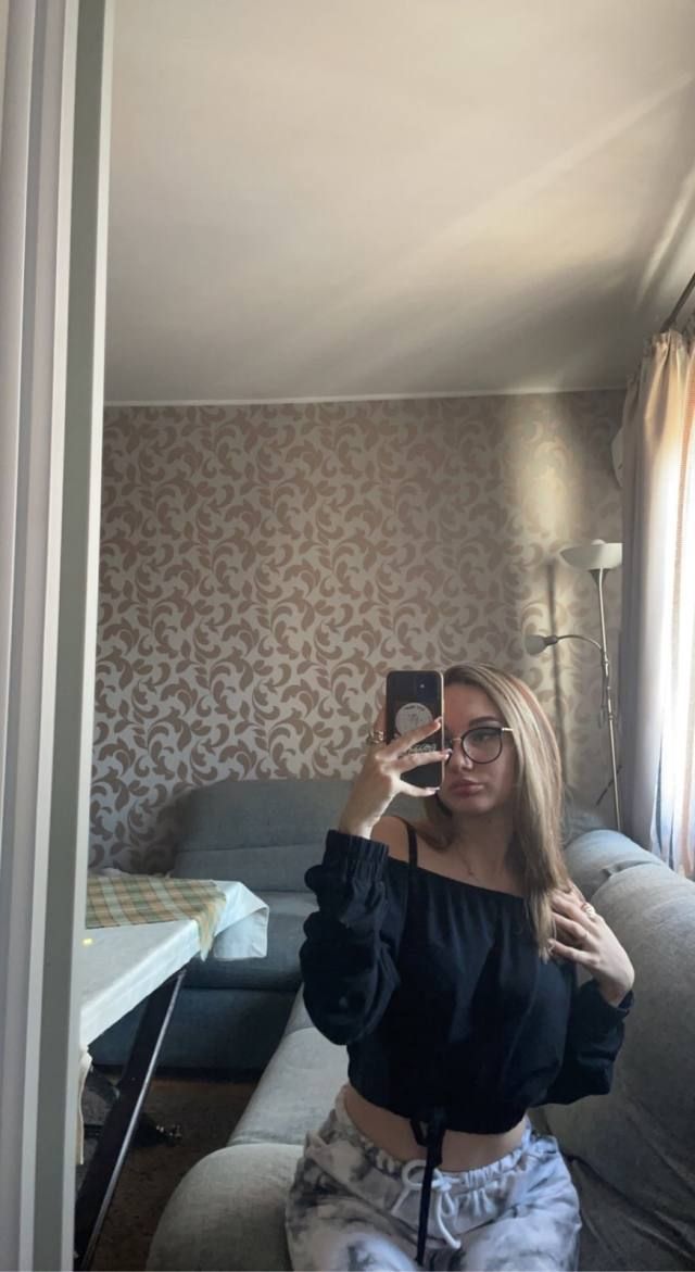 I’m available - Image 3