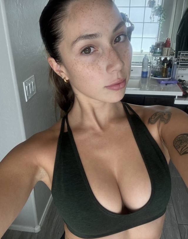 JUST FUN; NO PAYMENT REQUIRED. SEXY SINGLE MOM AND LOOKING FOR FUN RIGHT AWAY. It’s been long I’ve been with a man. I’m l - Image 3