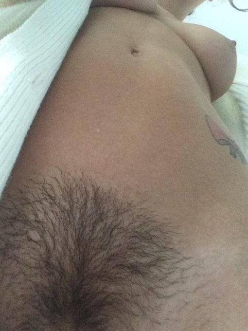 I’m available now and looking to meet up for fun text me at maewhohurli - Image 2