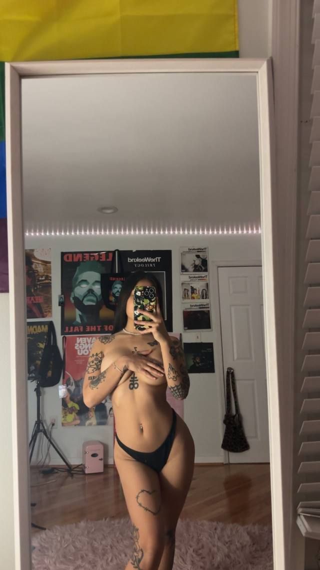 2Backpage verified this post HMU TO HOOKUP&PARTY🎉👅  HMU On Telegram @sohotbitch - Image 2