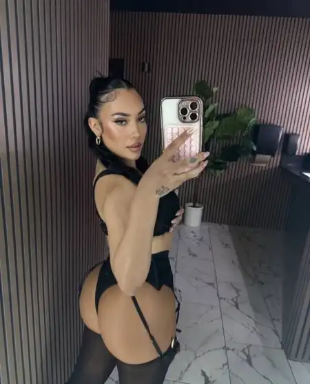 Hey baby, my pussy is wet right now, dm let fuck - 2