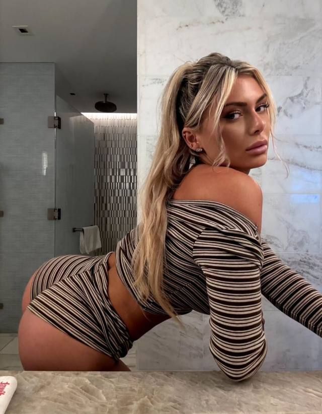 Text me 3312714296 ✅➖IN Call☎OUT Call💋Hotel Fun 💋Car Fun /👅 Ready For All Styles😍👅 if you’re interested let me know - Image 3