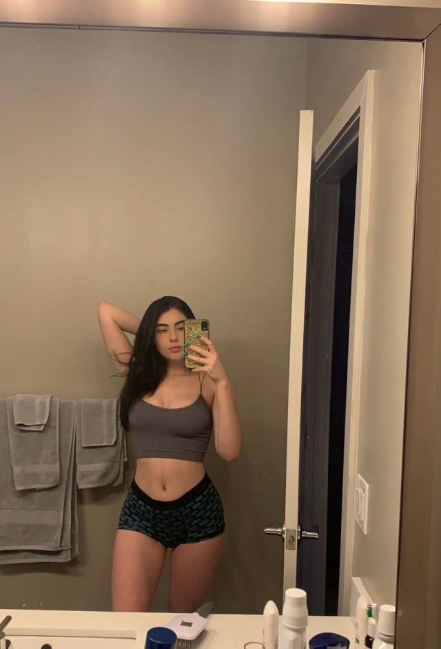 NO PAYMENT REQUIRED- SEXY SINGLE MOM FOR MEET AND FUCK AS LONG AS YOU KNOW HOW TO USE YOUR DICK 🍑🍑💦💦 🍆 - Image 3