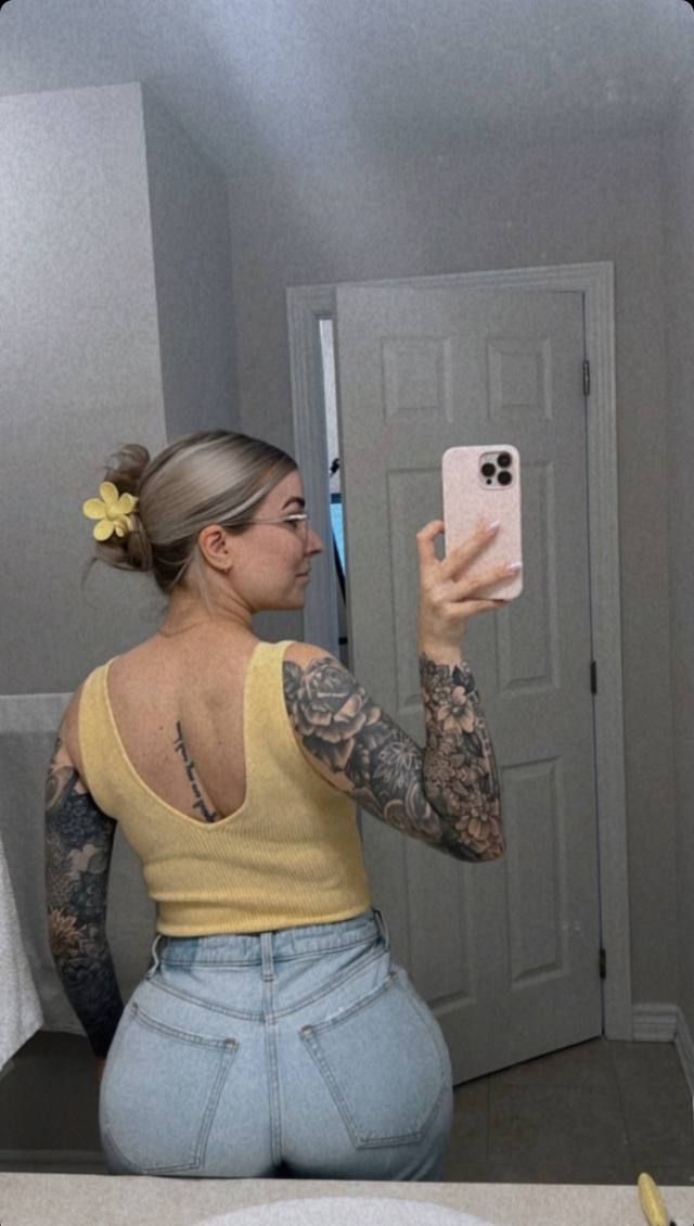 lovebirds! Hii 👋I am Jenny , your massage and fun 💋HMU for more inquires ❤️ - Image 2