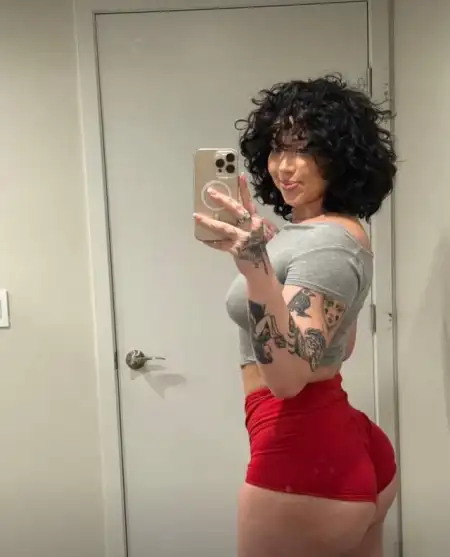 YOU WORKED YOUR ASS OFF ALL YEAR, YOU DESERVE SOME FUN. HMU TO BRING YOUR FANTASIES TO LIFE. AVAILABLE FOR HOOKUP INCALL AND