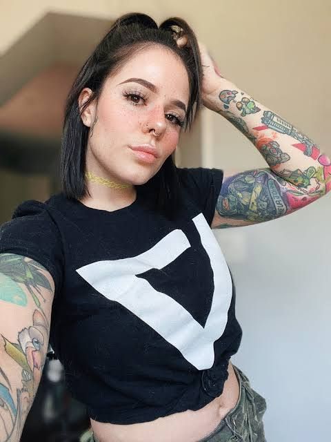 Good  day dudes I’m Stacy   by name horny mature girl, I love squirting 💦 I Wanna fulfill your widest sexual fantasies txt me - Image 2