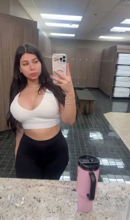I ACCEPT PAYMENT IN PERSON 💯SWEET 👅💦SEXY🍑🍆💦 💯REAL💯JUICY🍑💯🍆💦
