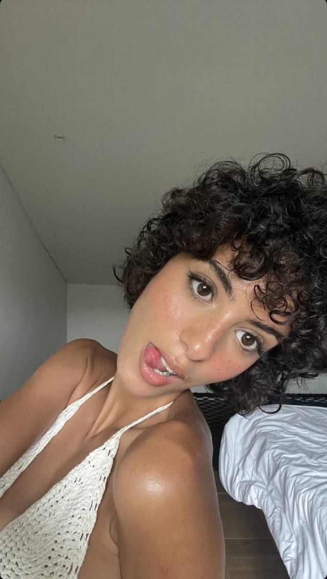 Available for both incall and outcall services. Fuck no limit, handle shy guy. Reach out to me (312) 767-7435 - Image 3