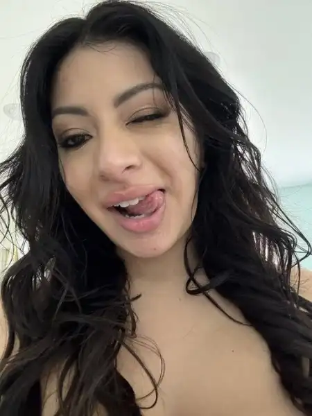 Hi. I'm Olivia💦❤️I'm Elementary school teacher💚I'm a divorced girl💦Best service🖕I want to make you happy,I like Earn money.🫰