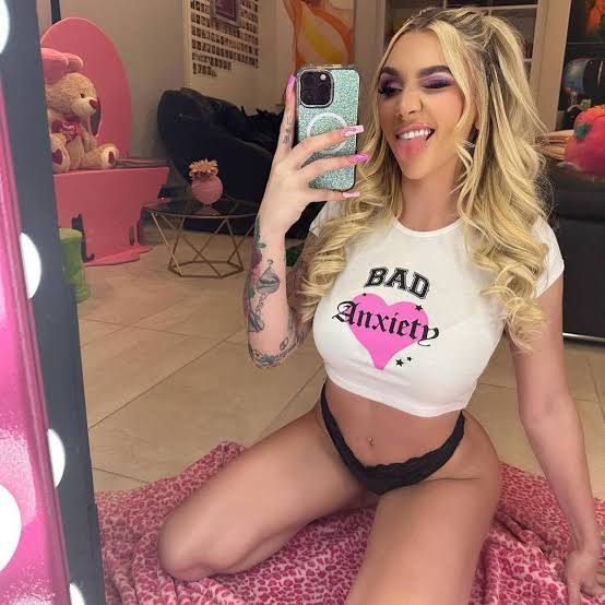 I’m hot and ready to be fucked😋🍆🍑 100% REAL ✅CLEAN WET P***Y 🥰 BIG ASS 🍑💄GFE💄 Anal 🍆🍑AVAILABLE NOW✔✅ - Image 3