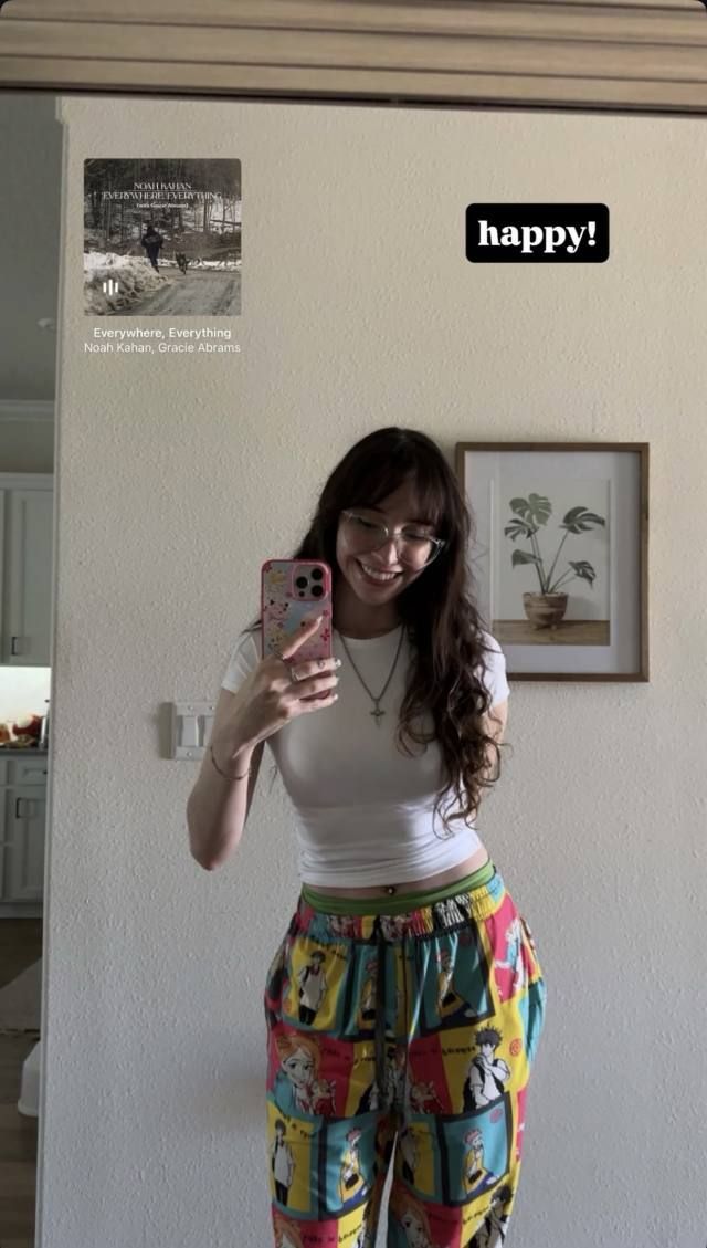 Hi 👋, I am down to fuck and creampie 🍆💦🍑. Send a dm via TELEGRAM - Image 3