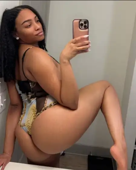 Horny wet pussy
