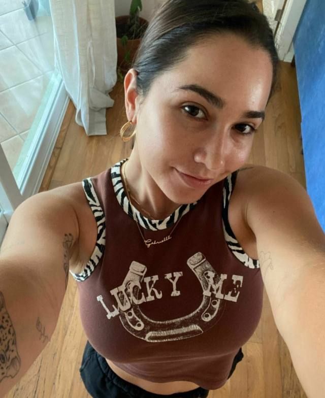 NO PAYMENT REQUIRED-SEXY SINGLE MOM AND LOOKING TO HAVE FUN I'm a sexy mom of two kids. A single mom and I'm very horny🍑🍑💦 - Image 3