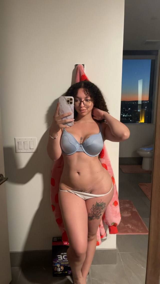 (231)750-6829 I’M AVAILABLE FOR HOOKUP AND MASSAGE SERVICEs 🍆🍑💦 - Image 2